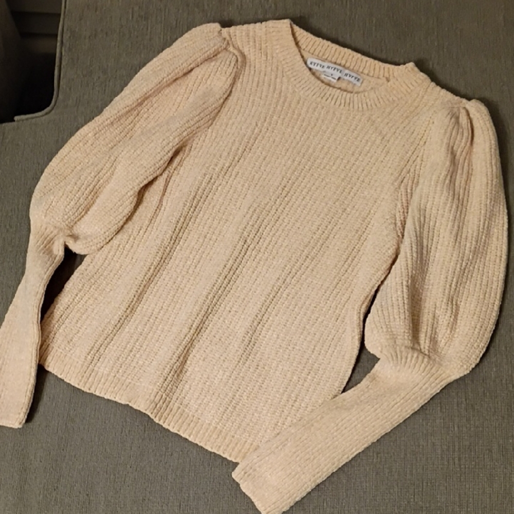 HYFVE Puff Sleeves Cream Sweater